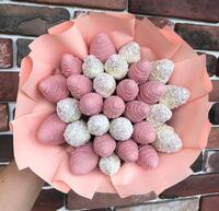 Букет из клубники в шоколаде "Barbie"