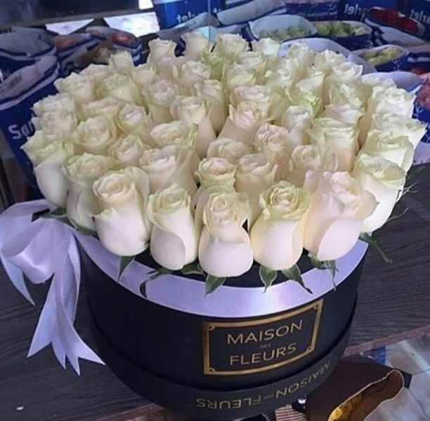 51 Голландских роз в коробке