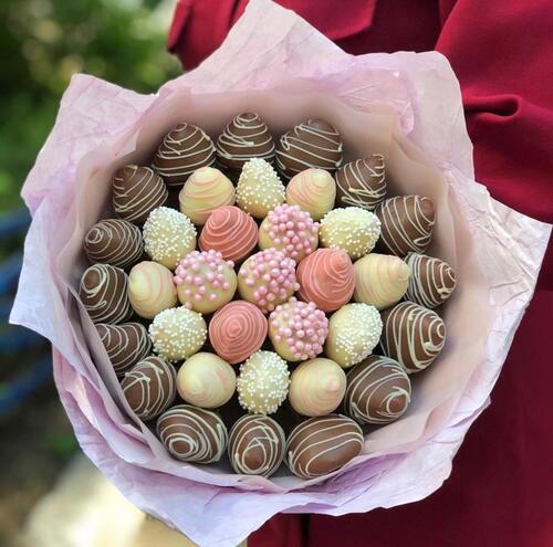 Букет из клубники в шоколаде “Lullaby” 