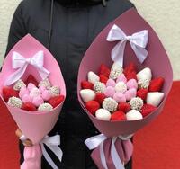 Букет из клубники в шоколаде “Mother and Daughter”