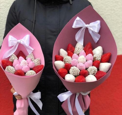 Букет из клубники в шоколаде “Mother and Daughter”
